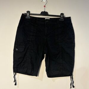 St. John's Bay Women's Black Cargo Shorts